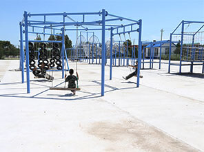 Obstacle Course, playground， ropes course
