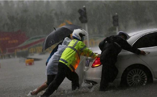 Zhengzhou, Rainstorm, Rain Deluge, Henan China