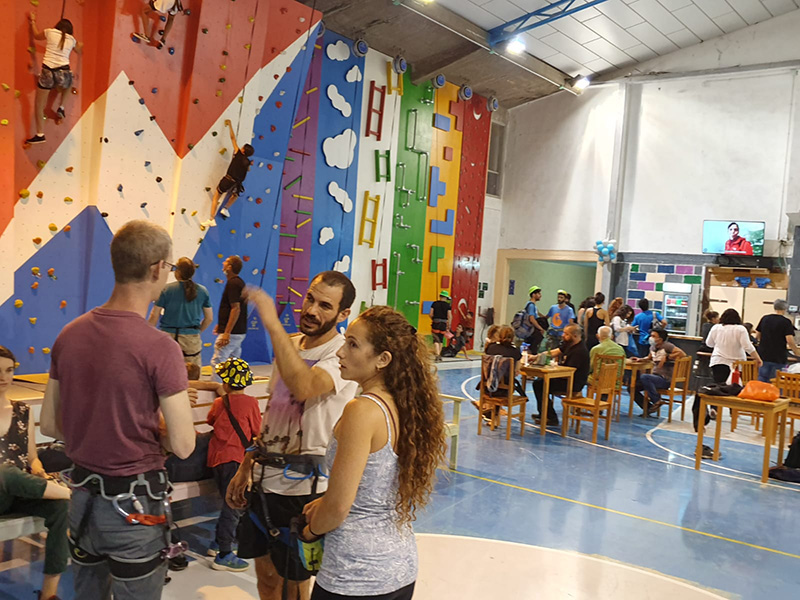 climbing gym, climbing center, rock climbing wall, indoor climbing wall, outdoor climbing wall, build a climbing wall, adventure park, ropes course, entertainment center