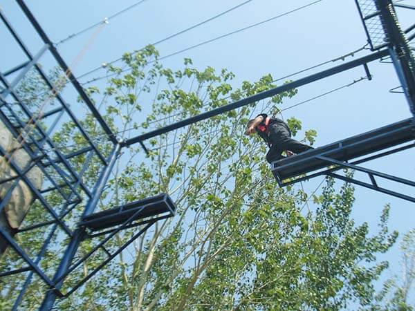 confidence obstacle course, military obstacle course