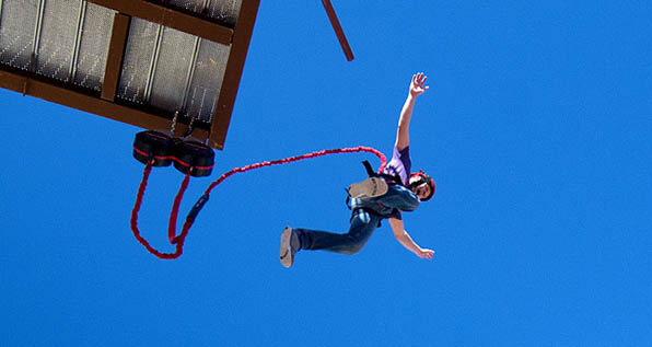 free fall, quick jump, challenge advenure course