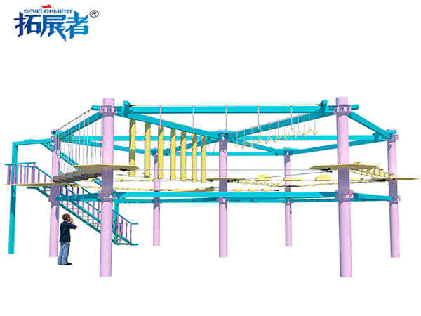 ropes course， climbing wall， amusement park