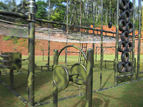 military training equipment， ropes course， climbing wall