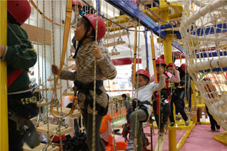 outdoor ropes course, treetop adventures