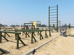 obstacle course, military obstacle course, team building 
