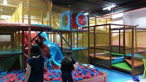 big slide, indoor paly center