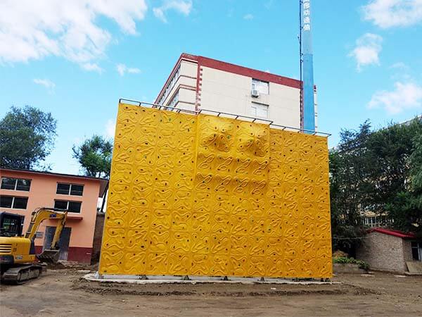 Climbing Wall, Giant’s Ladder, Power Leap Bar