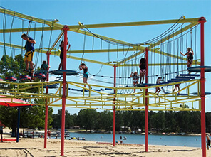 ropes course，climbing wall， adventure park