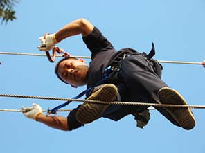 hgih ropes course, treetop adventure course, treetop trekking course