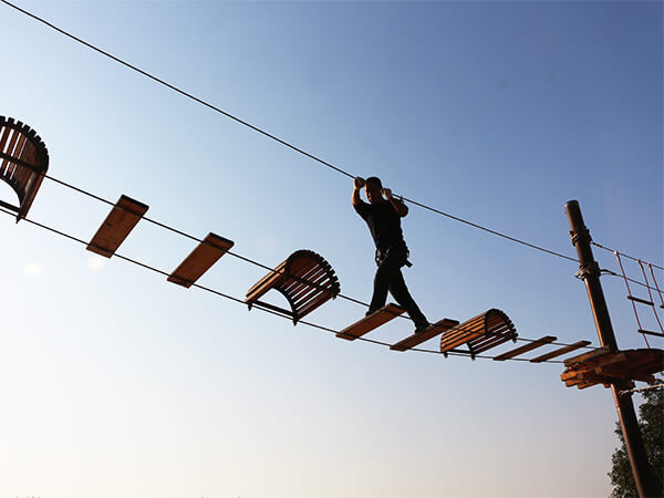 treetop course， ropes course， climbing wall