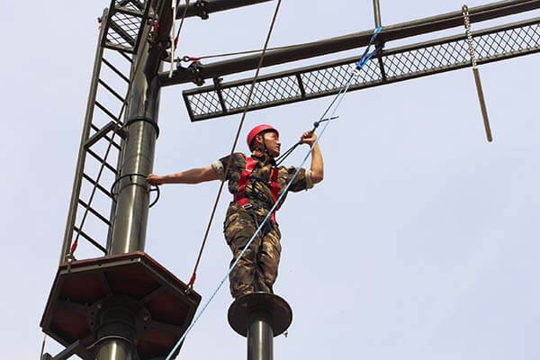 high ropes course, obstacle course, military training equipment