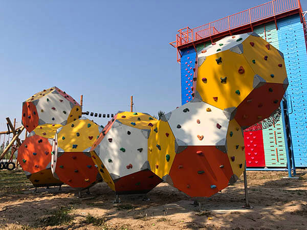 adventure park, climbing wall, high ropes builder