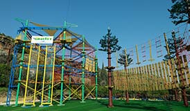 [!--obstacle course, advenure park, rope park, camp, high ropes course--]